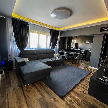 Relax House Apartment Craiova Exterior photo