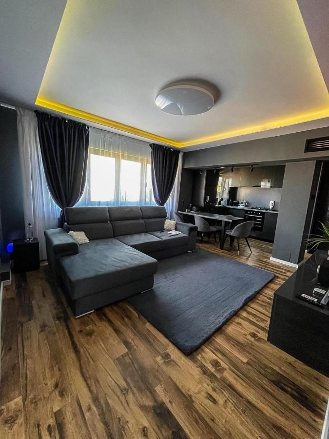 Relax House Apartment Craiova Exterior photo