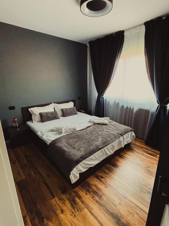 Relax House Apartment Craiova Exterior photo